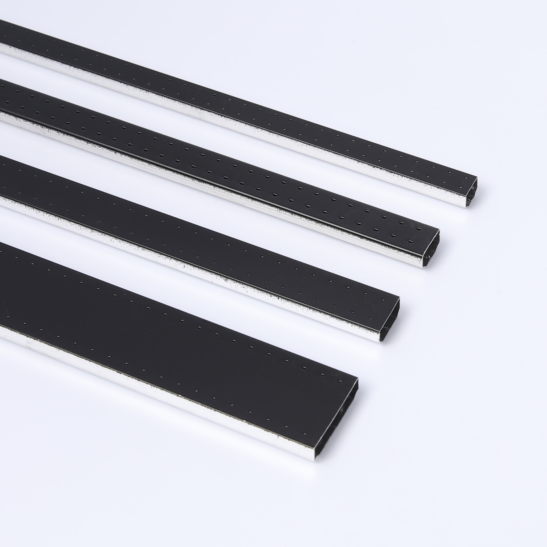 High-quality hollow glass aluminum bar, freezer, ship, train, high-frequency welded hollow aluminum spacer bar, house door and window aluminum bar details Picture