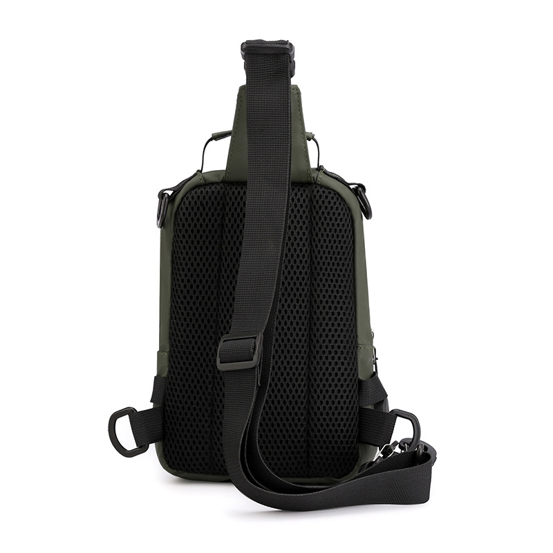 Factory direct sales of new casual men's chest bags, multi-functional outdoor single-shoulder crossbody bags, trendy waterproof chest bags for cross-border use Application Scenario