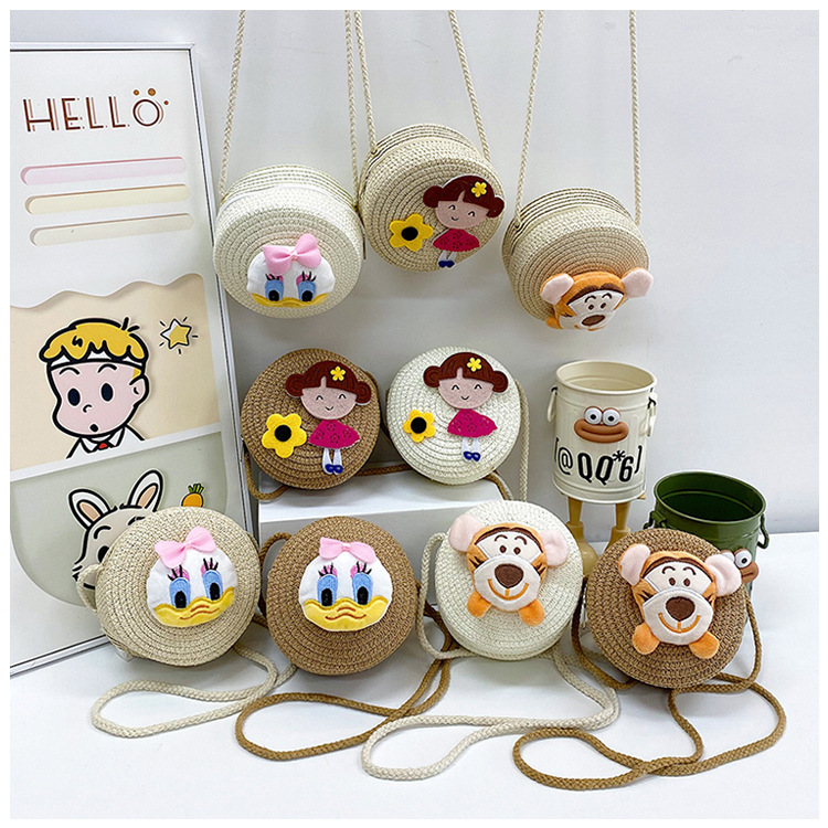 New children's small bags, cartoon dolls, cute straw bags, woven bags, summer seaside outing, crossbody straw woven small round bags full figure