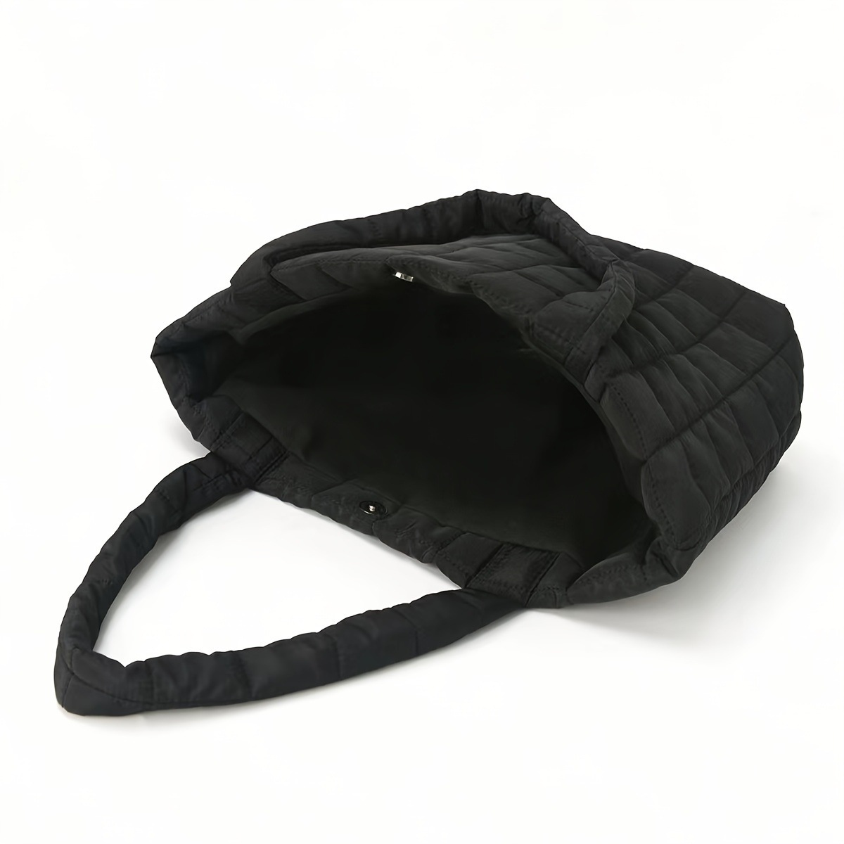 Cross-border fashion casual large-capacity bag for women, 2024 new fleece underarm bag, simple single-shoulder crossbody tote bag Application Scenario