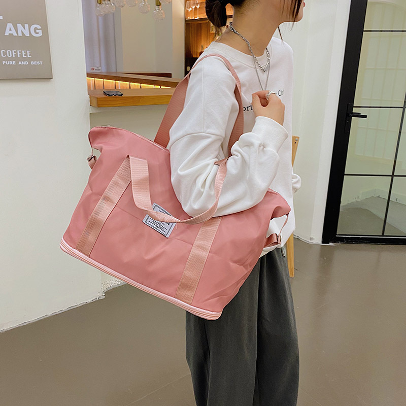 Korean outdoor short-distance travel bags, women's large-capacity dry-wet separation sports and fitness bags, hand-held large bags, luggage bags, trendy details Picture