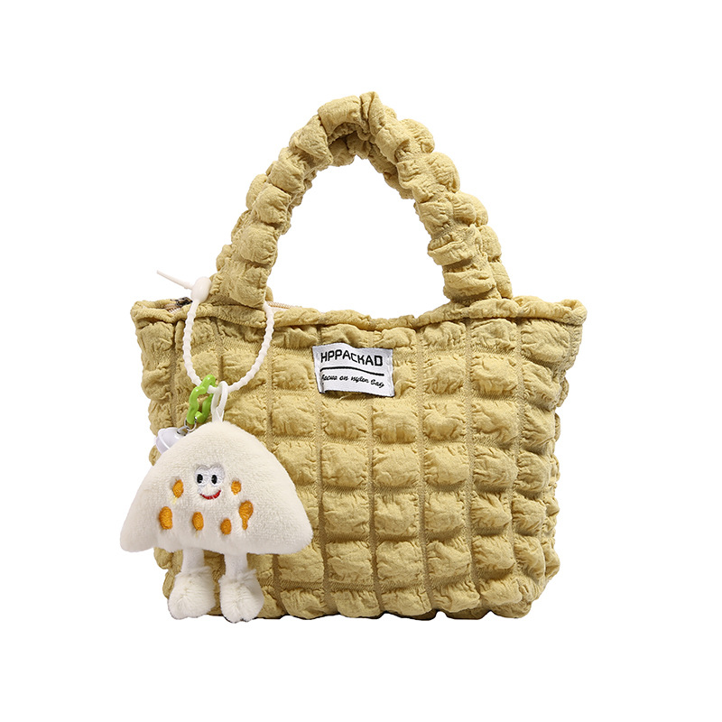 The 2024 new trendy and fashionable pleated tote bag is a casual and versatile single-shoulder crossbody bag that is selling well among women Item Picture