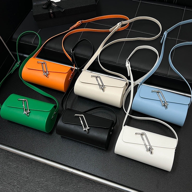 Cross-border women's bag 2025 New style for foreign trade, fashionable, individual, trendy, niche design, high-end feel, single-shoulder crossbody bag full figure