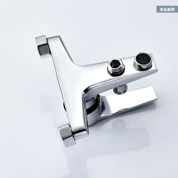 Shower faucet, all-copper mixing valve, shower head, bath set, bathroom bathtub mixing switch, three-in-one cold and hot water faucet Application Scenario