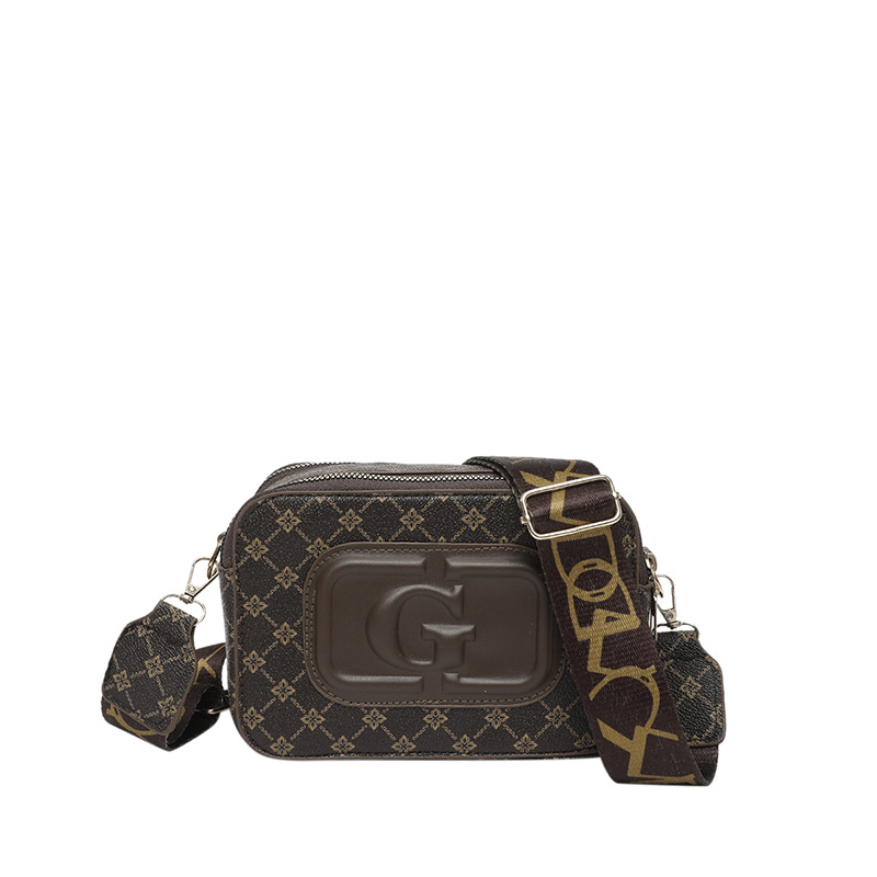A French niche underarm bag for women, a versatile single-shoulder small square bag for women, a new 2025 fashionable and high-end quality crossbody bag Item Picture