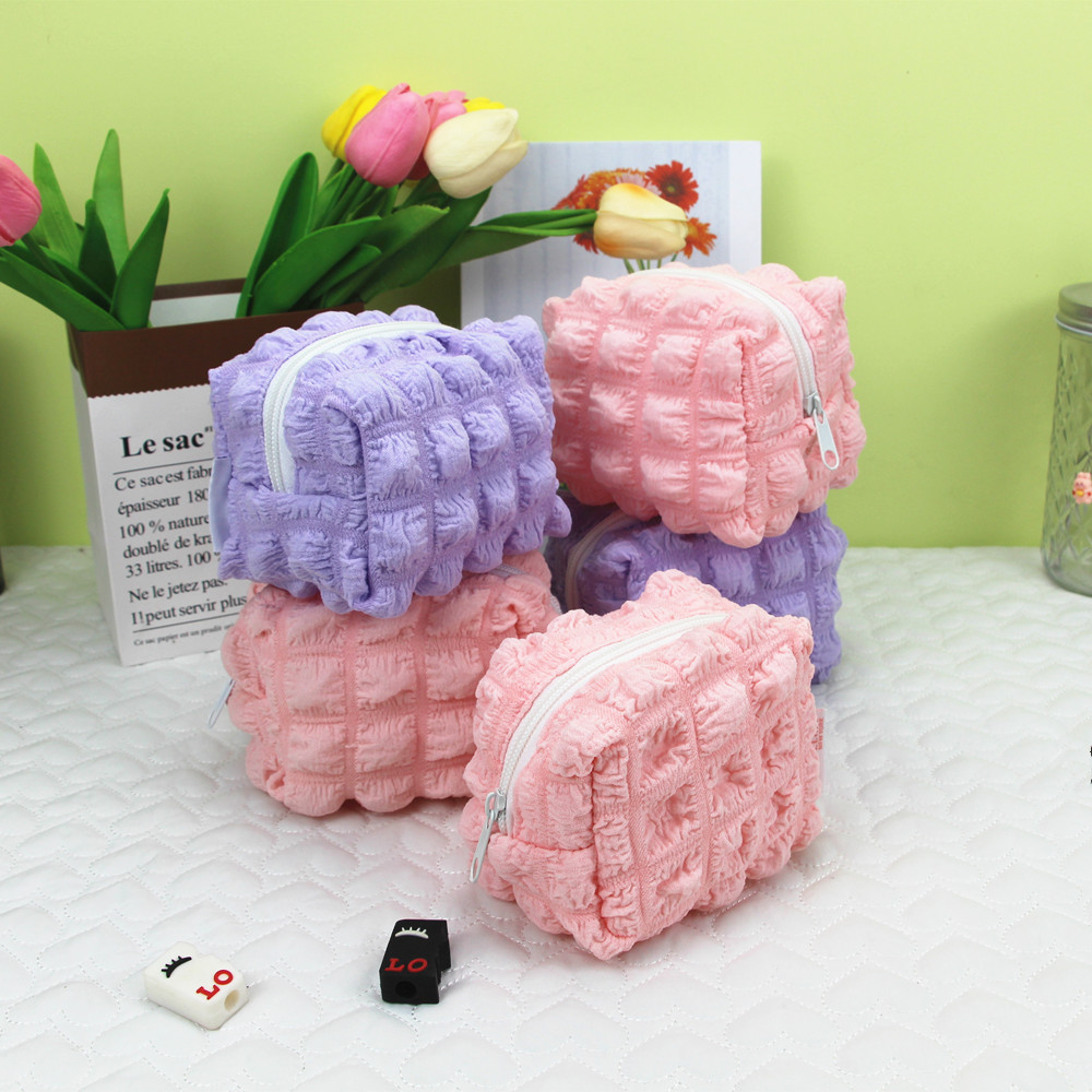 2023 New Puff Wallet, Bubble Grid coin Purse, Lipstick, data cable storage bag, cute Girls' Sanitary napkin bag details Picture