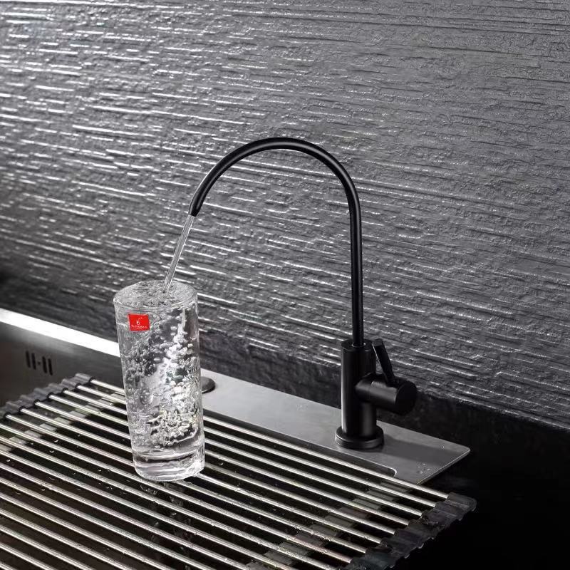 Wholesale of household water purifier faucets, stainless steel kitchen water dispenser faucets, 2-point and 4-point universal pure water faucets details Picture