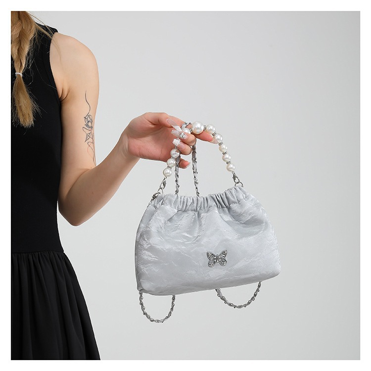 The Korean-style niche pleated cloud bag is versatile, elegant and simple. The new commuter dumpling bag is a high-end crossbody bag for girls Specification drawing