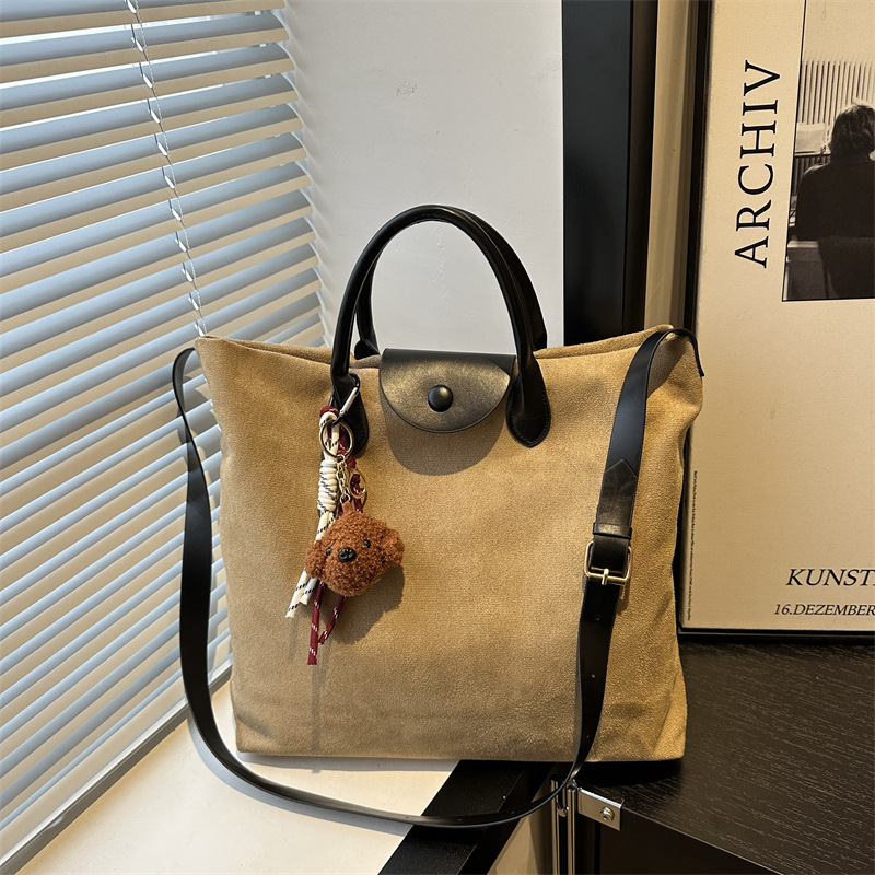 Suede handbag for women, 2024 new winter Maillard retro shoulder bag, large capacity tote bag full figure