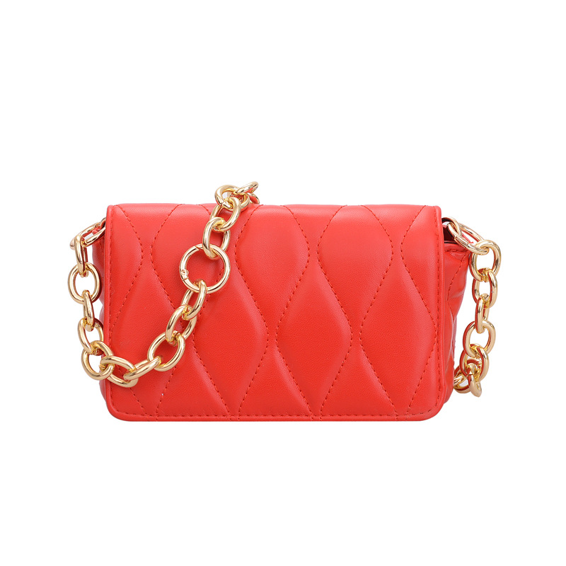 A stylish single-shoulder, underarm, small square bag for 2025, a trendy chain bag in candy color, with a casual texture Item Picture