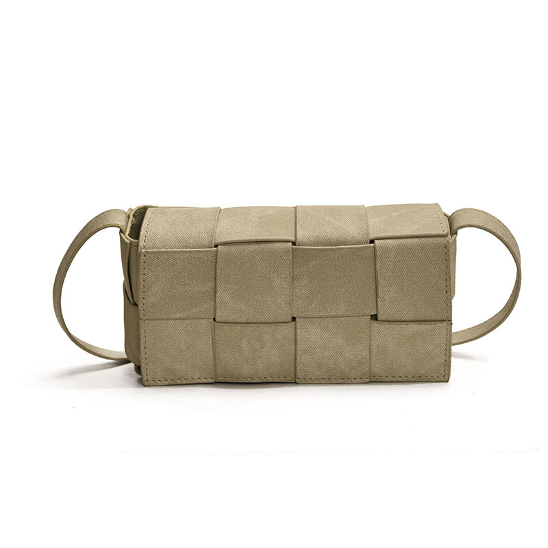 A niche woven handbag for women, a new spring 2025 fashion and simple square bag, a retro and trendy crossbody bag for women Item Picture