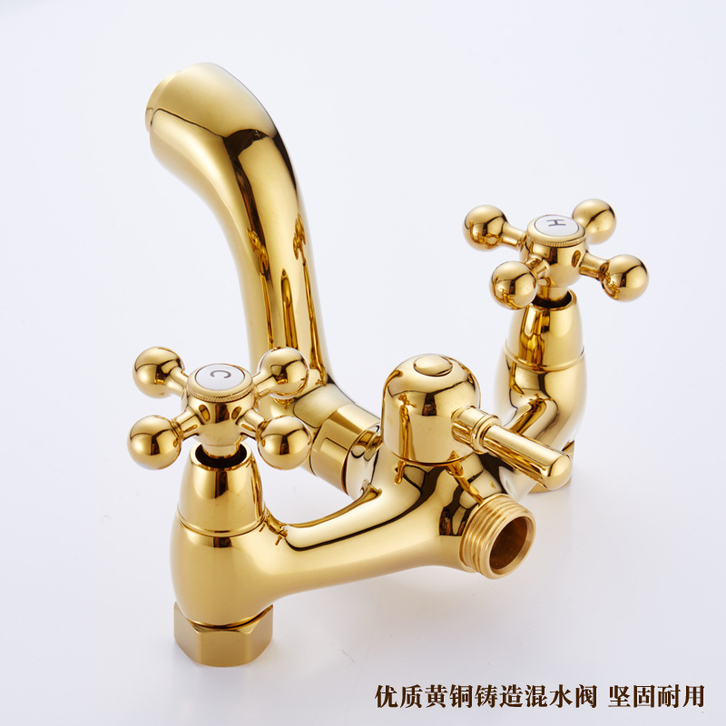 French retro full exquisite copper gold shower head set, bathroom, exposed shower head, antique home bathroom Application Scenario