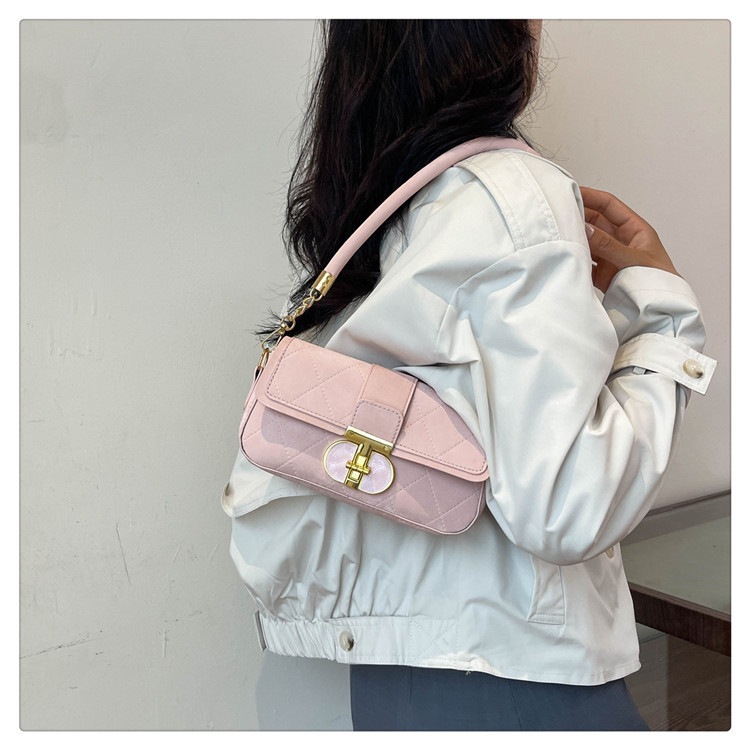 Fashionable single-shoulder small bag for women, Spring/Summer 2024 new style, high-end and versatile underarm bag, casual and elegant single-shoulder bag Application Scenario