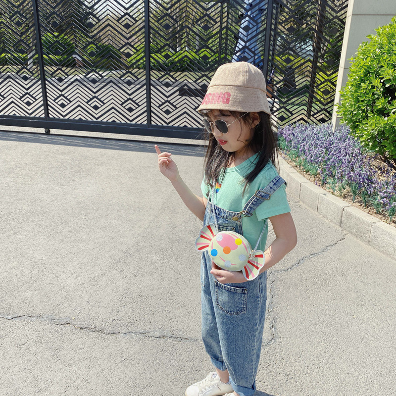 Children's Bag 2020 Summer New single-shoulder bag, cute candy mini crossbody bag, trendy boys' and girls' Korean cartoon bag Application Scenario