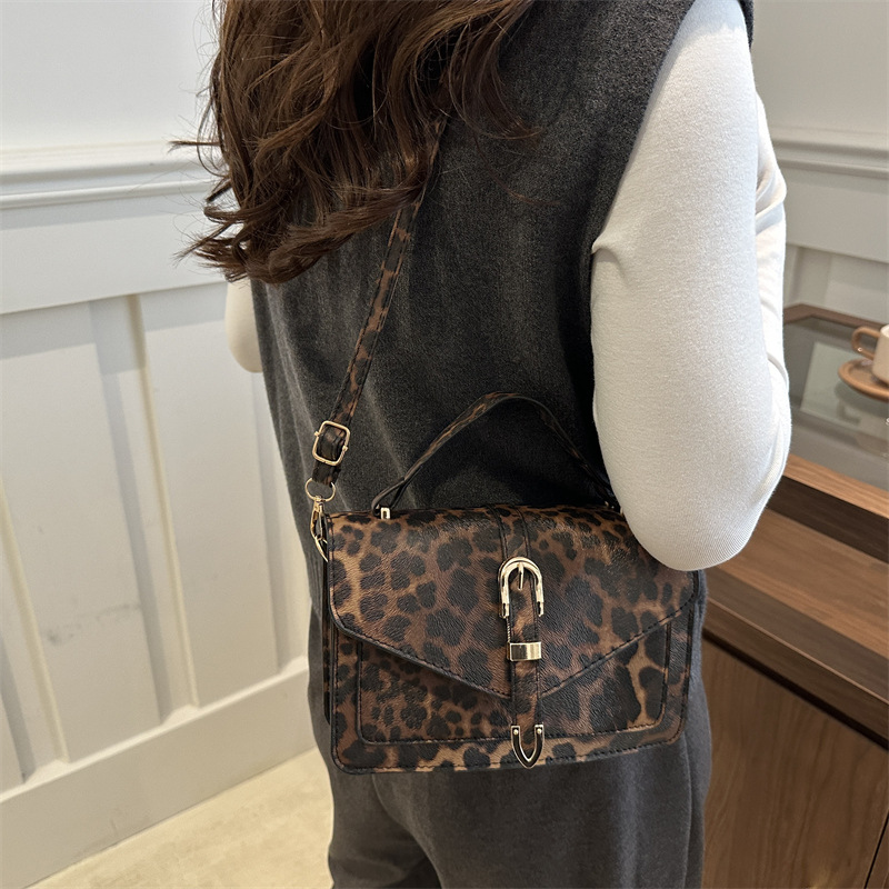 Small square bag, leopard print bag, fashionable small bag, stylish and simple, 2024 new trendy single-shoulder bag, crossbody bag Specification drawing
