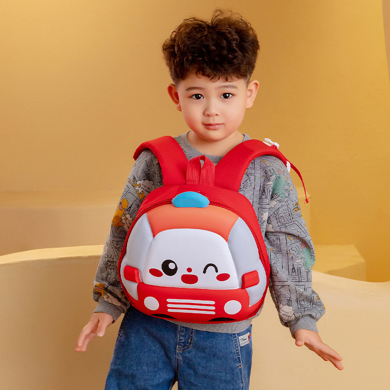 Kindergarten hard shell schoolbag 2-5 Cartoon car children's backpack for small and medium class boys' school enrollment eggshell backpack 3 Application Scenario