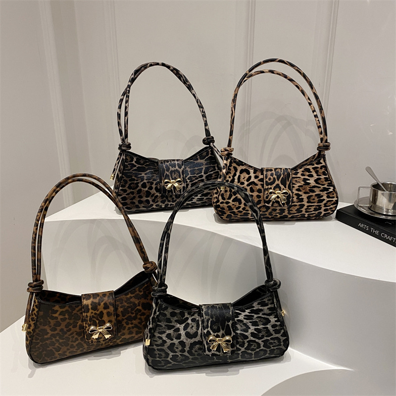 2024 Winter new fashion leopard print long niche French underarm bag, bow single-shoulder crossbody bag for women Application Scenario