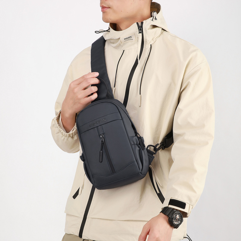 New men's backpack, versatile casual single-shoulder crossbody bag, trendy and fashionable crossbody bag for both men and women, and business bag for men details Picture