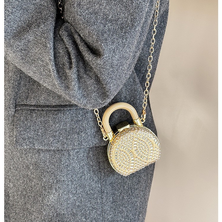 2025 New mini bag, small bag, cross-border opening red envelope, coin purse, Xiaoxiang crossbody decorative bag, hollowed-out small bag details Picture