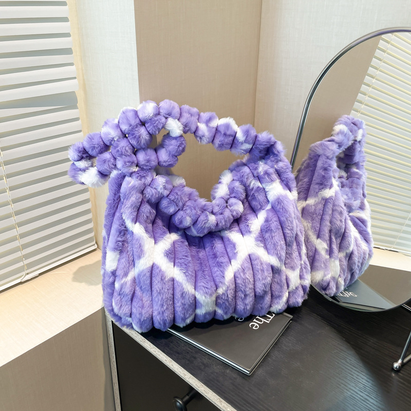 Large-capacity women's spring new plush bag, large bag, striped fur bag, fashionable shoulder bag, tote bag full figure
