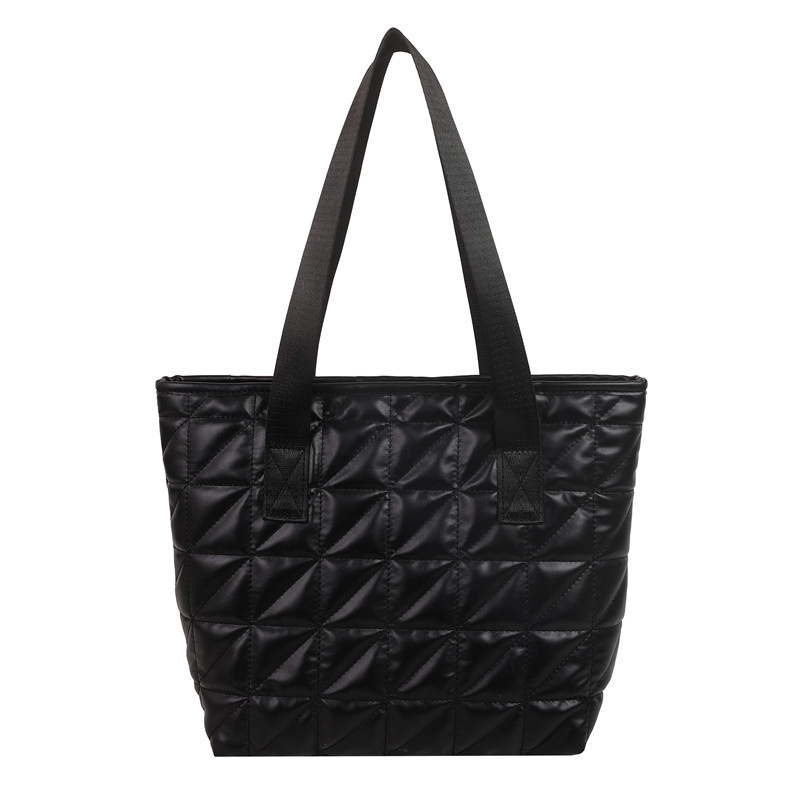 New cotton-padded jacket bag 2025, new texture solid color handbag, trendy and simple, large-capacity diamond-shaped single-shoulder tote bag Item Picture