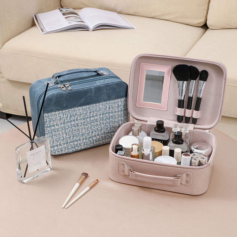Wholesale popular skincare and makeup bags, women's portable large-capacity makeup storage bags, small travel hand-held makeup cases details Picture