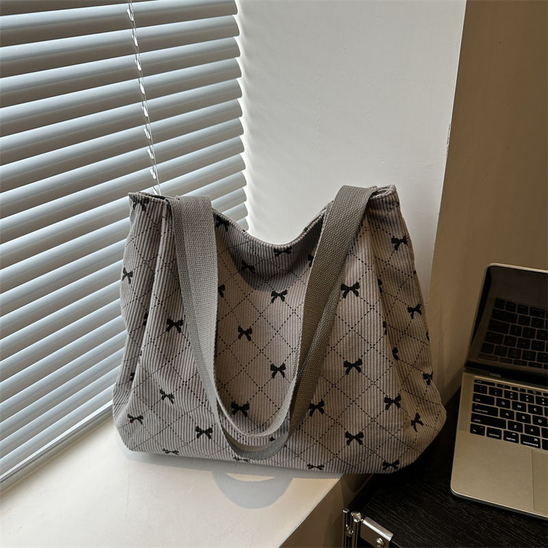 2024 New underarm bag, corduroy butterfly print, fashionable and casual single-shoulder bag, hand-held large-capacity tote bag for women full figure