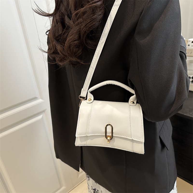 This year, a new spring large-capacity 2025 solid color lock buckle simple and fashionable single-shoulder crossbody hand-carry small square bag is in vogue details Picture