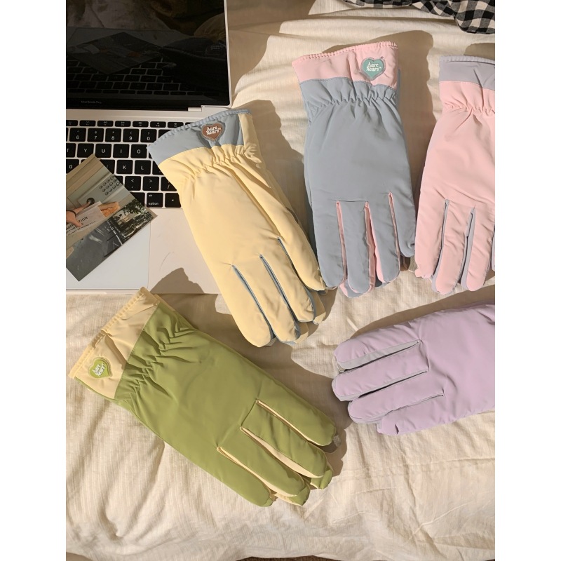 Cute and heart-shaped ski gloves for women, new style, winter warmth and cold protection, fleece and thickened, windproof and cold protection for outdoor cycling Specification drawing