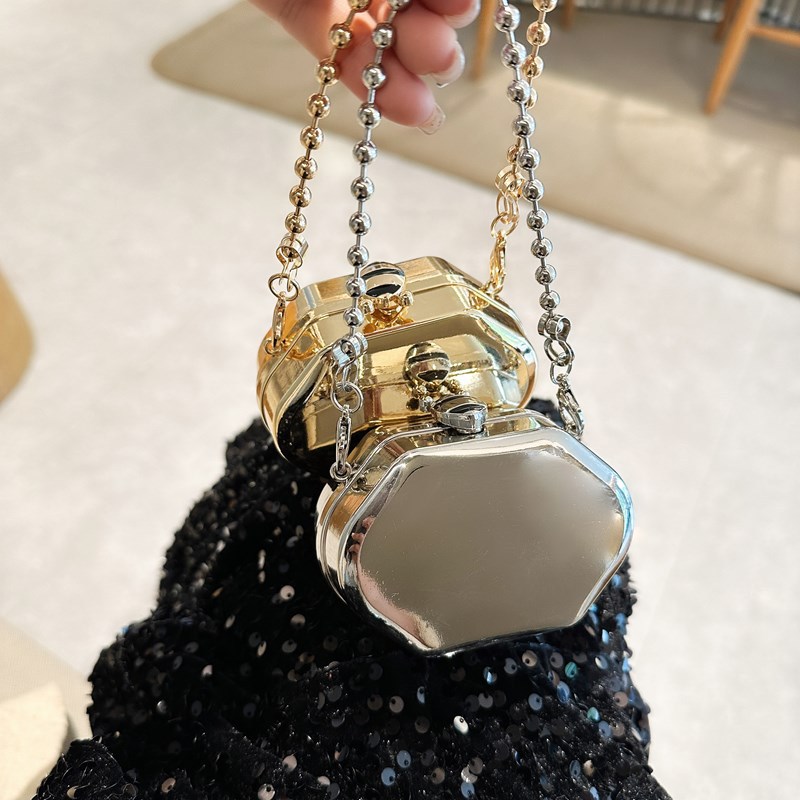 2025 New cross-border metal mini bag, zinc alloy small round bag, single-shoulder crossbody fashionable mouth red envelope makeup small bag full figure
