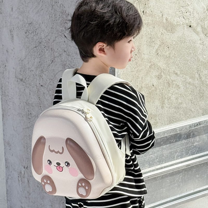 The new children's eggshell bag with a cute puppy design is a versatile kindergarten backpack for both boys and girls Application Scenario