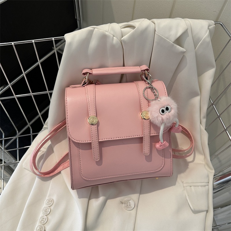 Simple backpack, school-style bag for women, 2023 new fashionable and casual single-shoulder handbag, small backpack Application Scenario