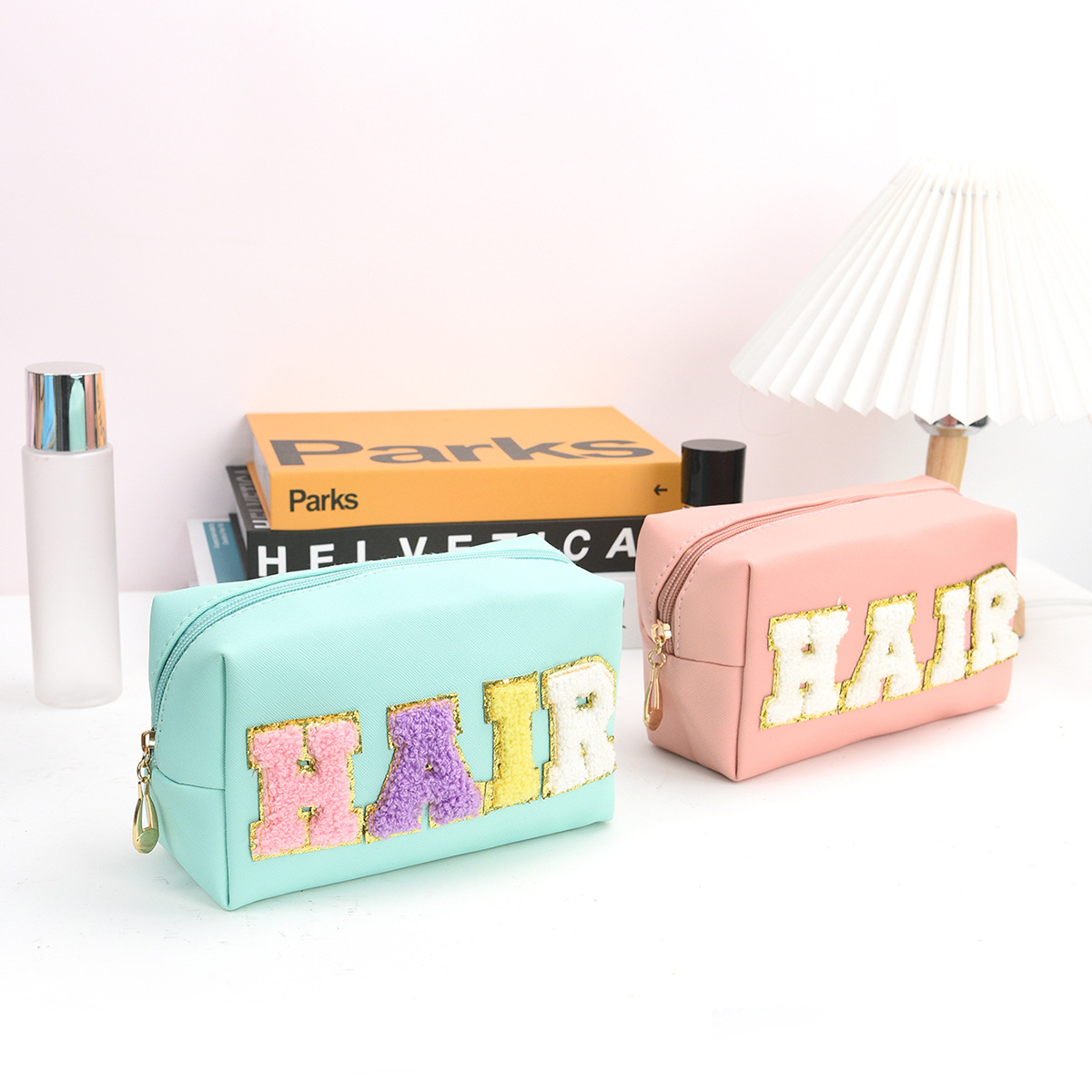 Feihong Cross-border Letter Makeup Bag, large-capacity cosmetics storage bag, hand-held waterproof multi-functional Portable Toiletry bag Specification drawing