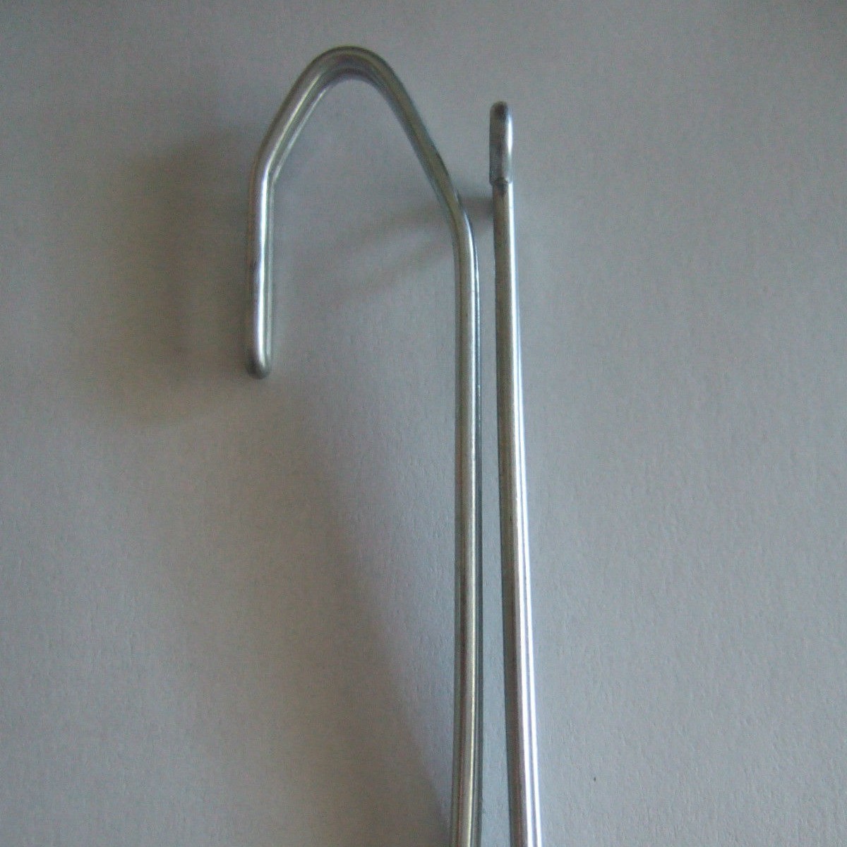 Factory direct supply of fabric forks, hardware curtain accessories, curtain hooks, four-fork hooks, fabric belts, four-claw hooks, and wall hooks Specification drawing