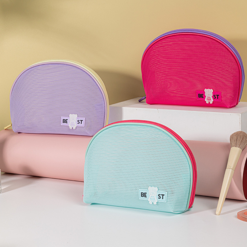Holiday semi-circular makeup bag, travel makeup bag, hand-held mesh storage bag, mini makeup bag, large capacity, high-end feel full figure