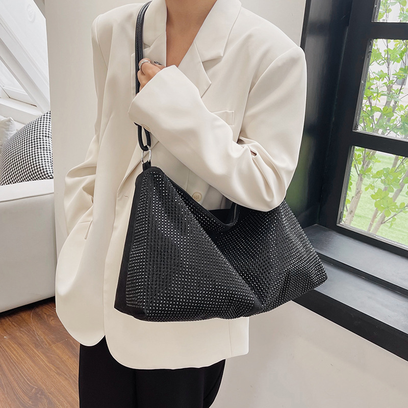 Personalized large-capacity shiny diamond women's bag 2024 new style simple and fashionable single-shoulder crossbody textured and stylish tote bag details Picture