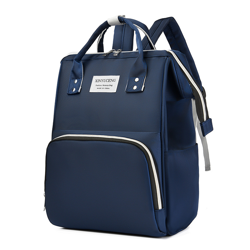 New lightweight and portable baby bag for going out, large-capacity backpack specially designed for mothers, fashionable and multi-functional hand-carry milk bag Application Scenario