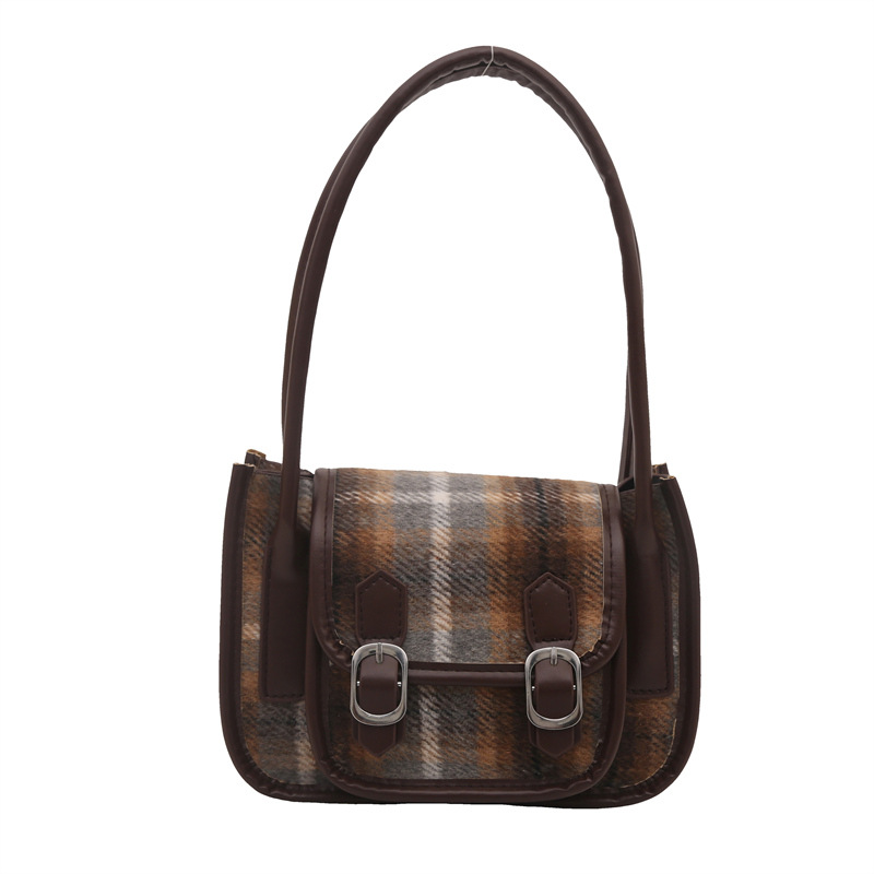 Retro color-blocking striped bag for women, new autumn/winter 2024, fashionable and trendy small square bag, high-end and versatile single-shoulder bag Item Picture