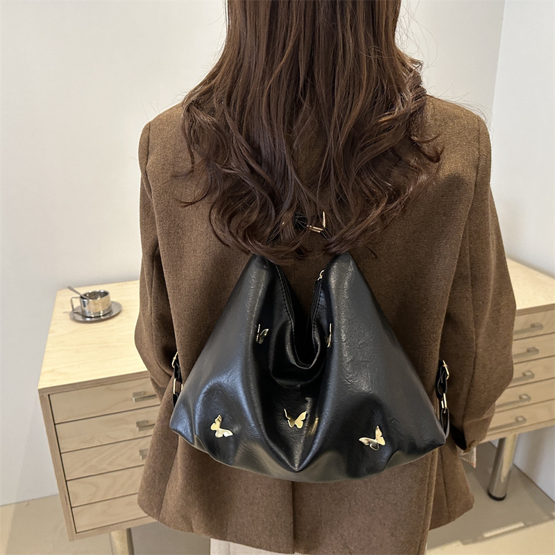 Fashionable pleated butterfly underarm bag 2024 winter Korean style trendy and versatile single-shoulder bag simple and large-capacity tote bag Specification drawing
