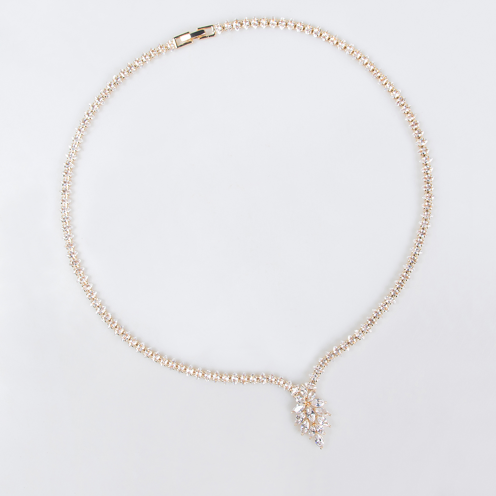 格蒂莎LYTJ30267跨境专供韩版AAA锆石套装项链女小众设计感耳环简约气质百搭耳饰水滴耳环细节图