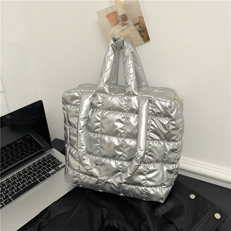 Women's cross-border winter cotton-padded jacket bag, European and American large-capacity hand-held tote bag, space cotton commuting single-shoulder bag full figure