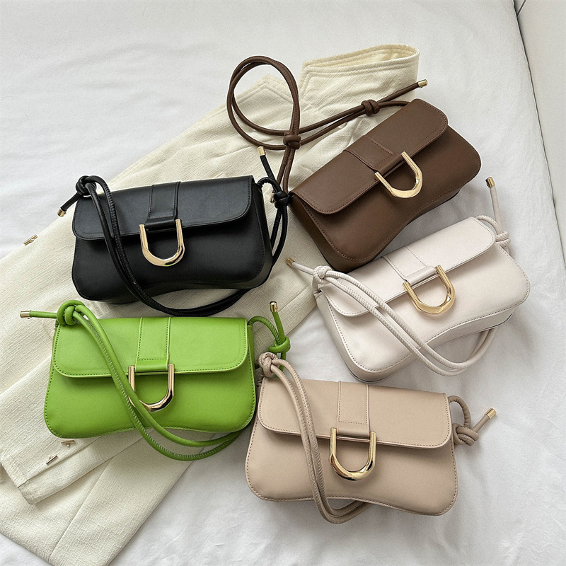 Trendy, stylish and unique French underarm bag 2023 new style, simple and fashionable single-shoulder crossbody women's bag, elegant small square bag details Picture