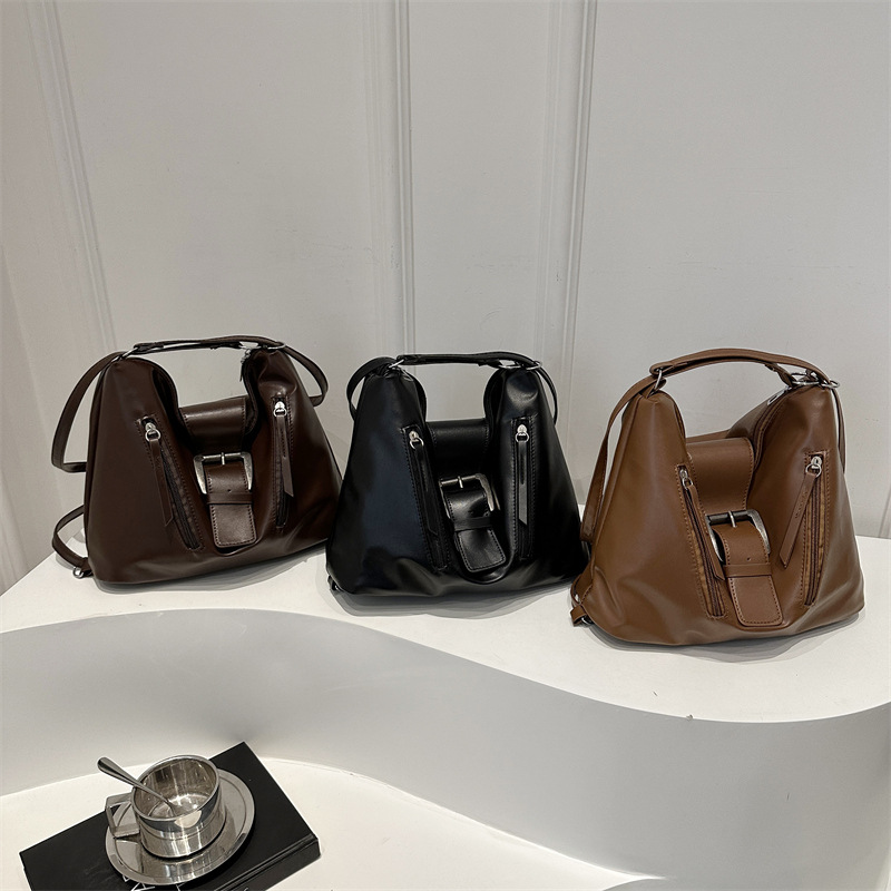 Cross-border large-capacity backpack for women, 2024 new versatile and high-end single-shoulder crossbody bag, commuting fashion tote bag Application Scenario