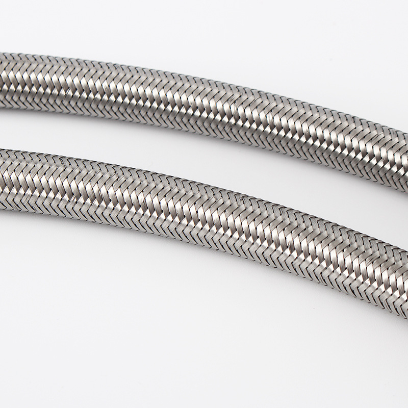 Double-ended stainless steel wire braided pipe 304 toilet water inlet hose, 4-point cold and hot high-pressure explosion-proof steel cap water supply pipe Application Scenario