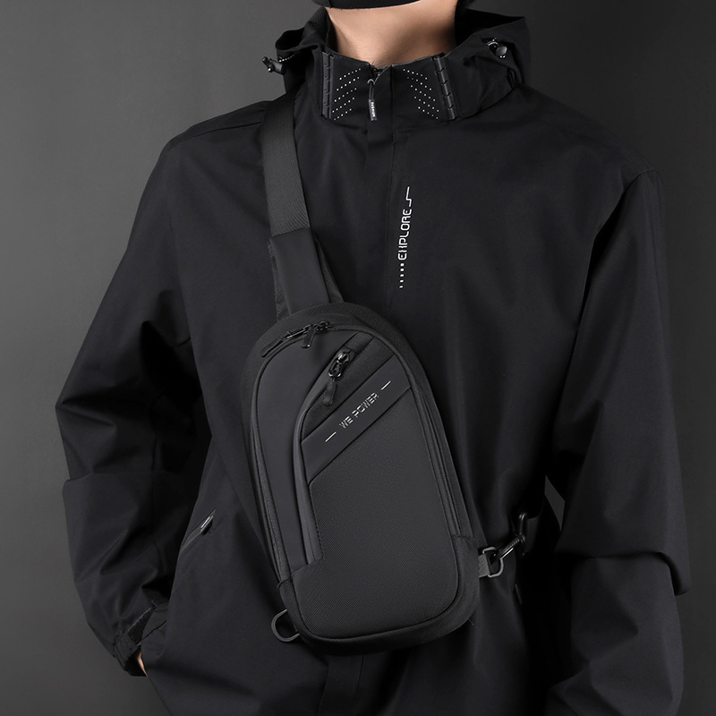 WEPOWER's new cross-border men's chest bag is a lightweight nylon fabric single-shoulder crossbody bag for outdoor commuting details Picture