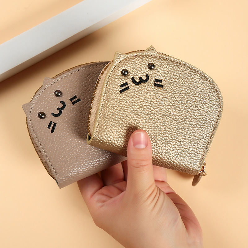 Cat card case for ladies 2024 New style, small, trendy, cute, with many slots, high-end feel, anti-demagnetization, portable wholesale Application Scenario