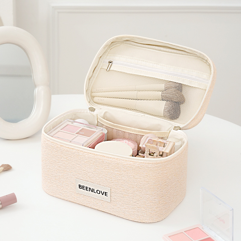 Runhui's new woven snow day floor cover makeup bag, large-capacity cosmetics storage bag, travel makeup bag, high appearance level Specification drawing