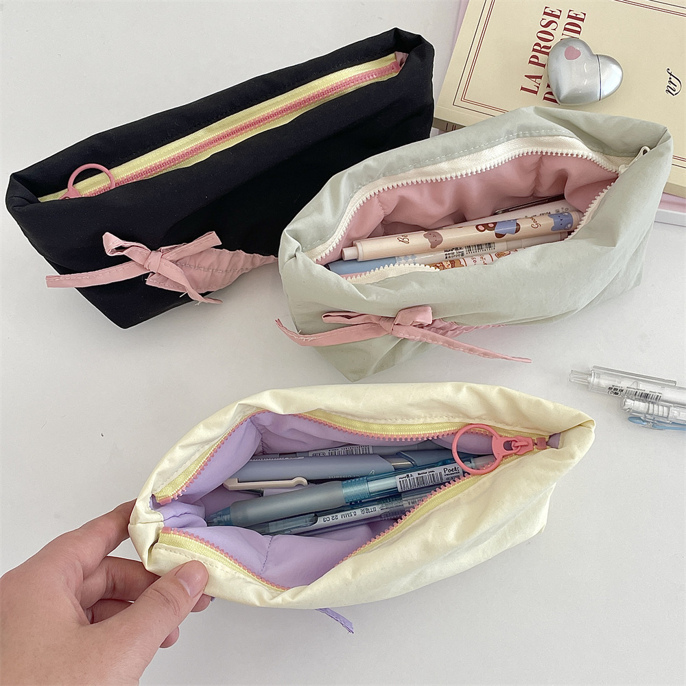 52162 Soft and fluffy fabric pen case, bow storage bag, stationery box, student high appearance level pen case, pencil case details Picture