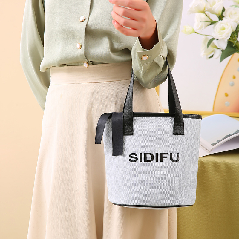 Imported custom handbag, five-piece set, makeup bag, multi-functional toiletry bag, portable canvas bag, Korean version, large capacity details Picture