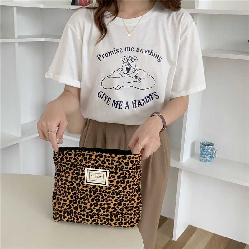 15231 Fashionable little leopard print stylish makeup Bag, portable canvas small phone bag, clutch bag, simple daily storage bag Specification drawing